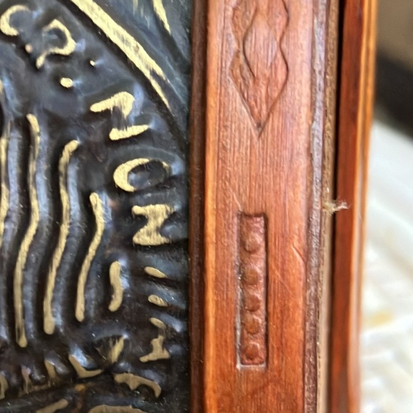 VINTAGE WOOD PURSE BAMBOO WRAPPED HANDLES BRASS SLIDE LATCH and HINGED 1960’s - Picture 5 of 17